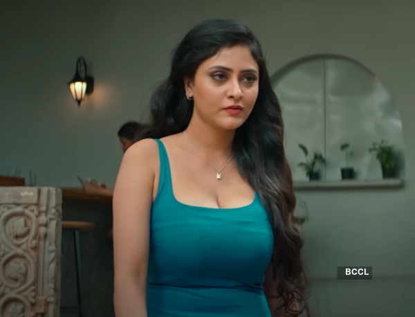 Sanya Thakur Photos