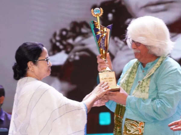 Haranath Chakraborty Images