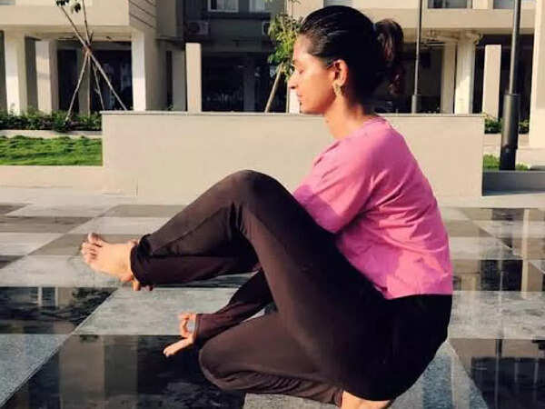 Anandhi Pictures