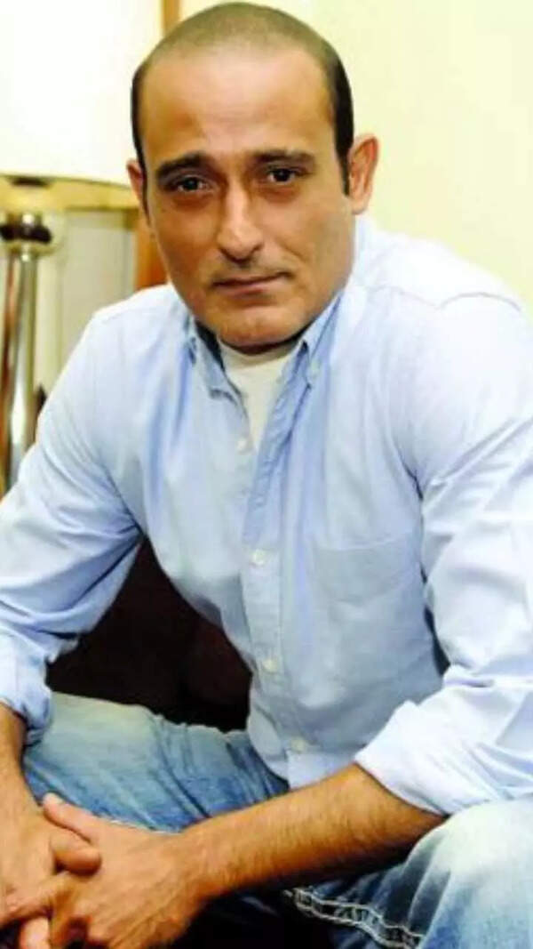 Akshaye Khanna Images