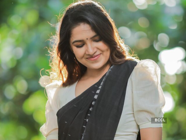 Vani Bhojan Images