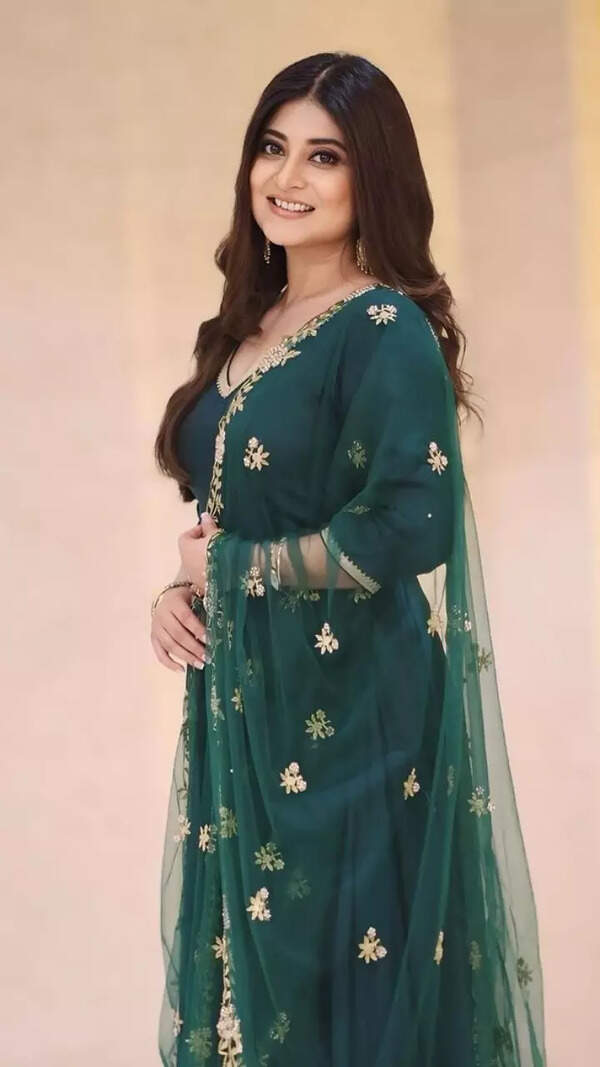 Sandipta Sen Wallpapers
