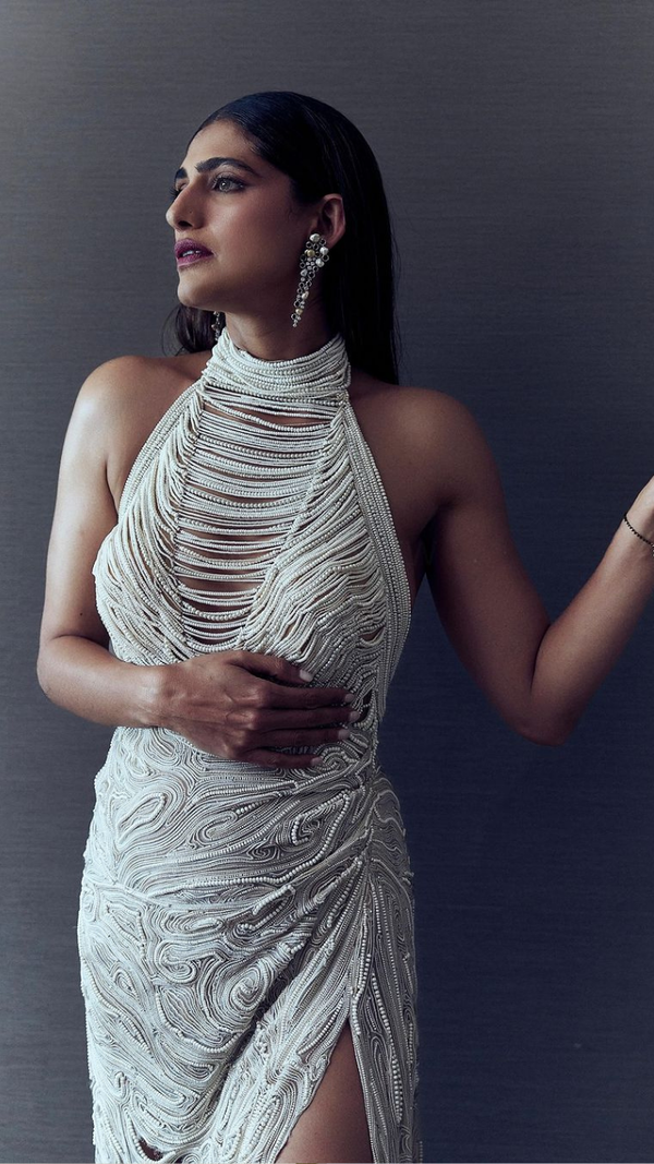 Kubbra Sait Photos