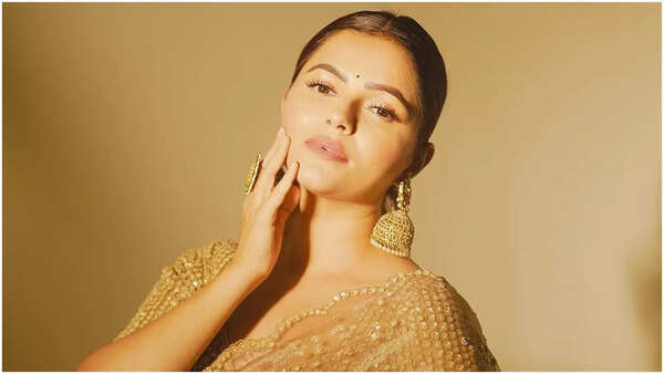 Rubina Dilaik Images