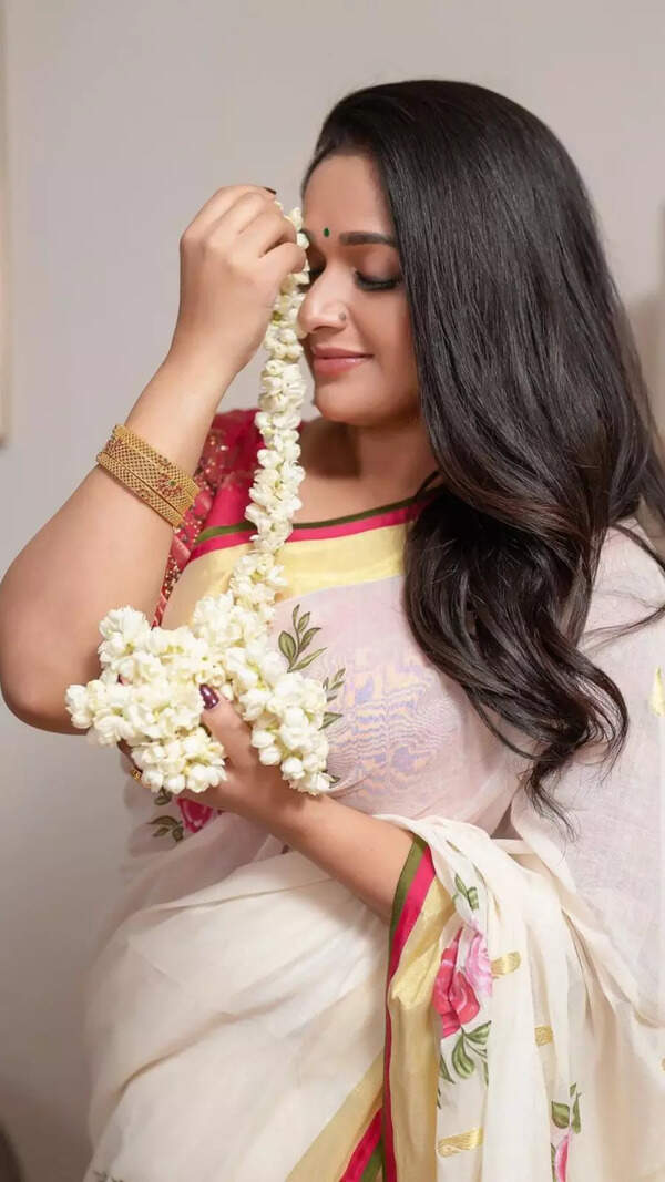 kavya madhavan