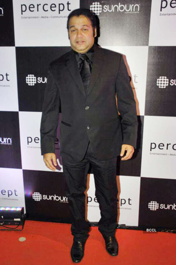 Suresh Menon Images