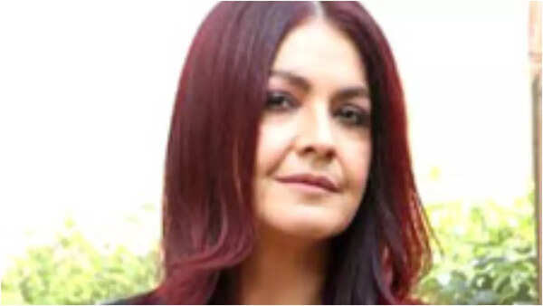 Pooja Bhatt Images