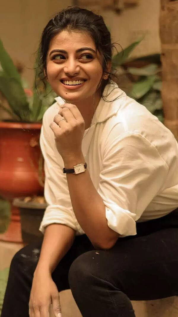 Anandhi