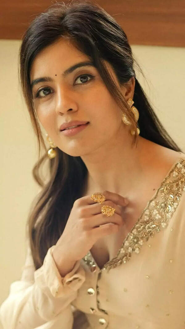 Amritha Photos