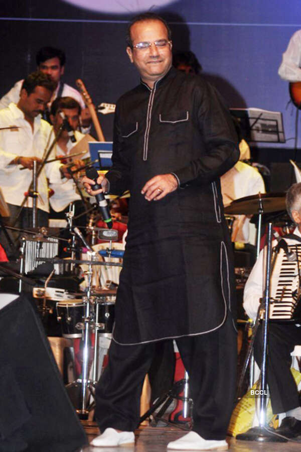 Suresh Wadkar Images