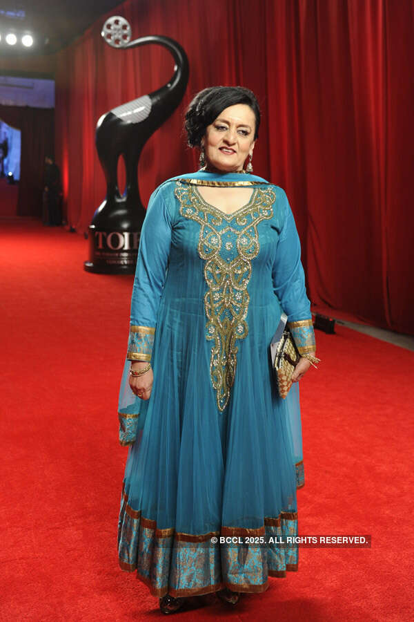 Dolly Ahluwalia Images