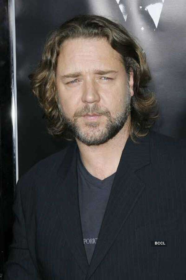 Russell Crowe Stills