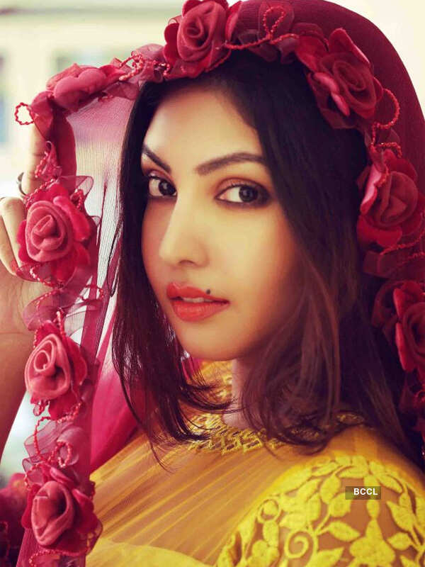 Komal Jha Wallpapers