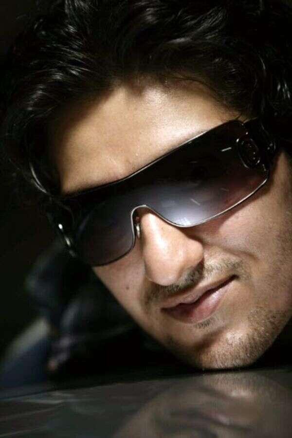 Shaad Randhawa Images