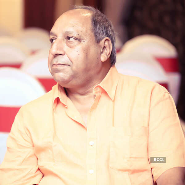 Sudhir Pandey Images
