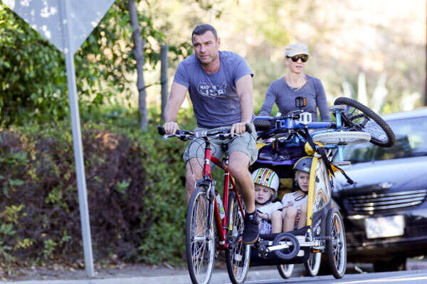 Naomi Watts Pictures