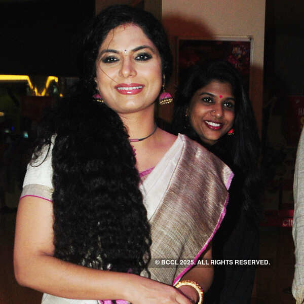 Asha Sarath Pictures