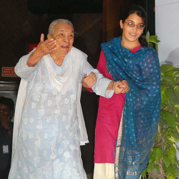 Zohra Sehgal Photos