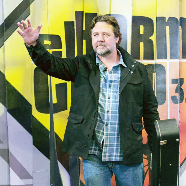 Russell Crowe Pictures