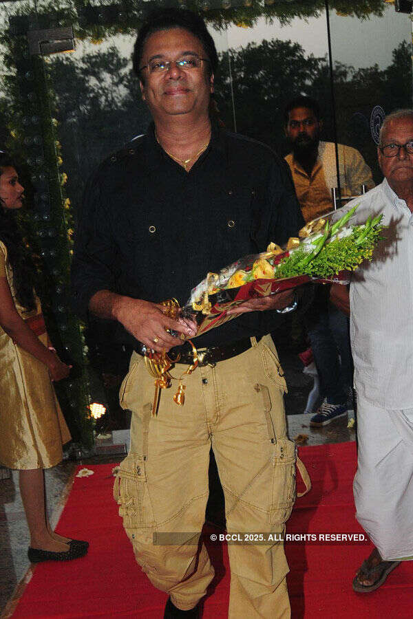 Nandhu Pictures