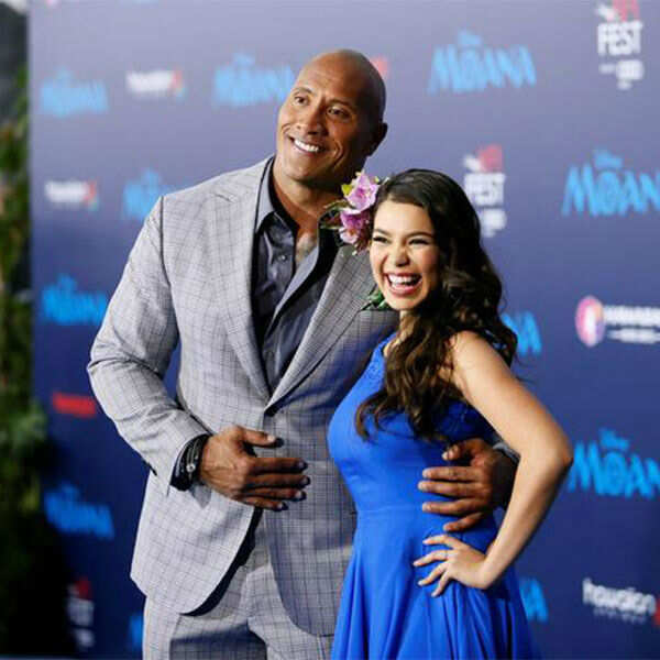 Auli'i Cravalho Images
