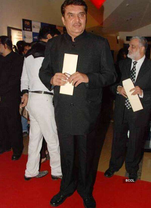Raza Murad
