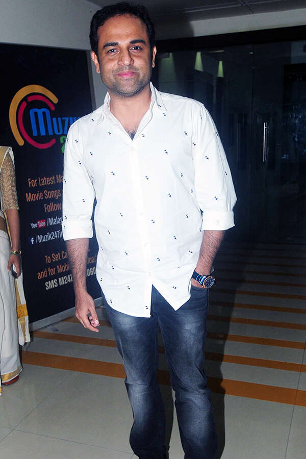 Shaan Rahman Images
