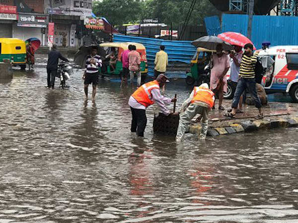 Gujarat News Flood Fury Hits Gujarat 25 000 People Evacuated