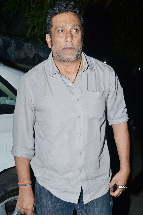 Mukesh Tiwari Photos