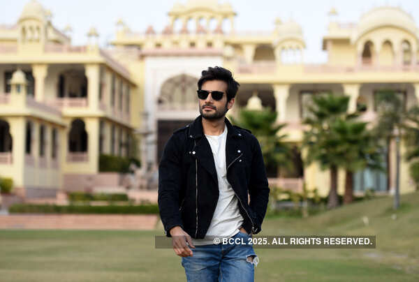 Karan Tacker