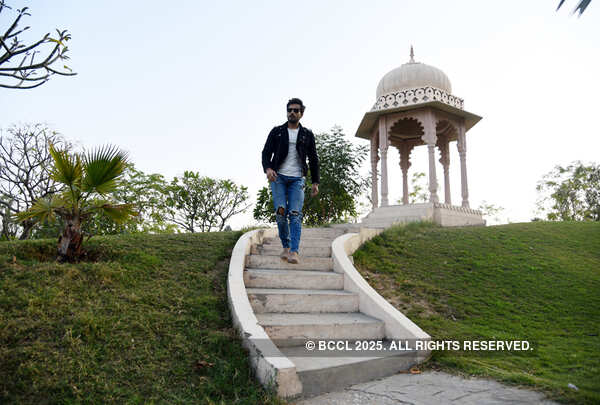 Karan Tacker