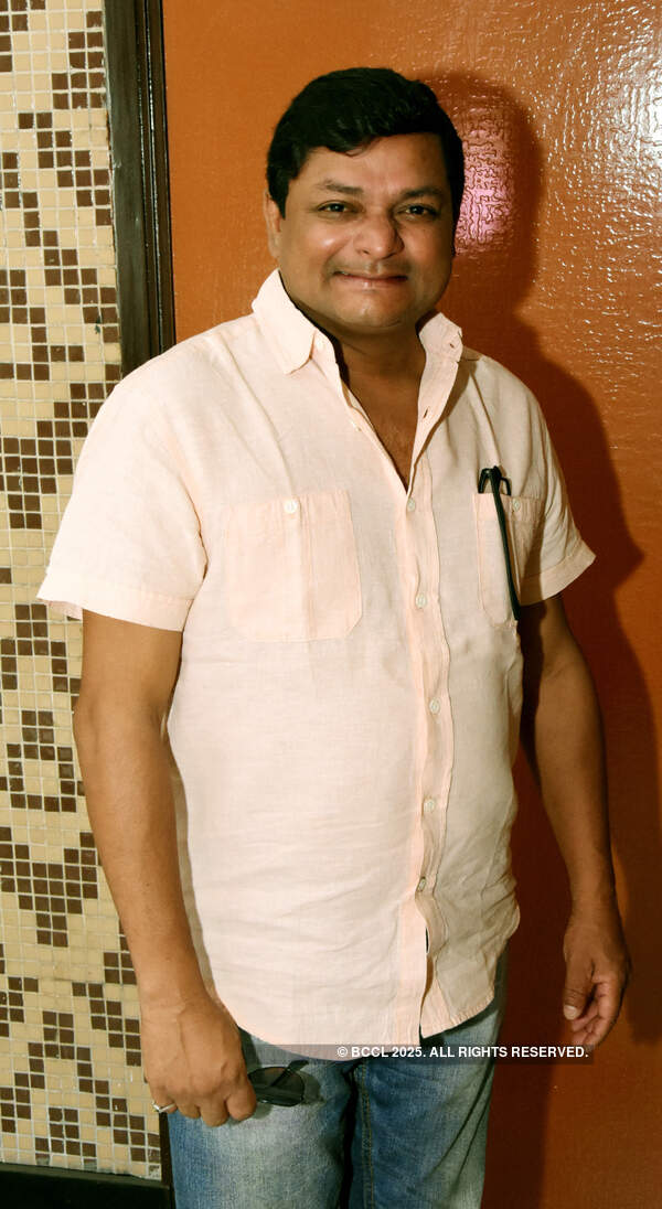 Sumit Samaddar Photos