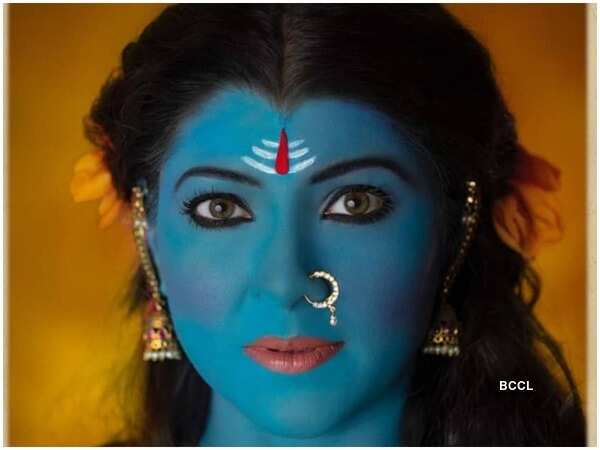 Tejaswini Pandit