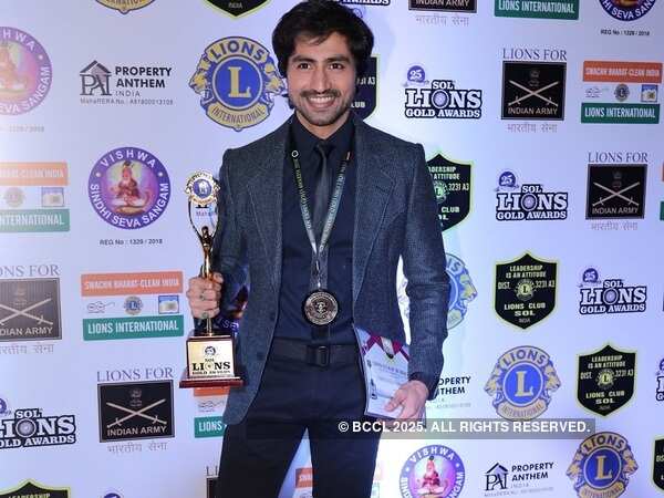 Harshad Chopda Pictures