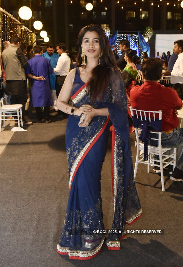 Ruchita Jadhav Wallpapers