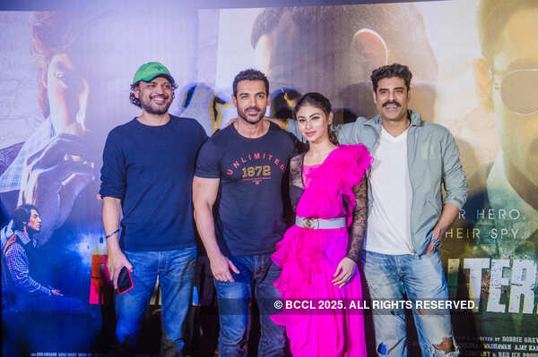 Robbie Grewal Images