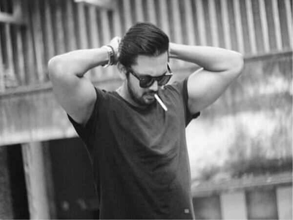 Abhijatrik Stills