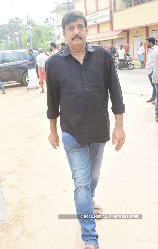 Anil Murali Wallpapers