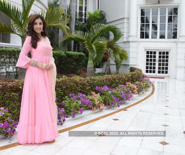 Simaran Kaur Photos