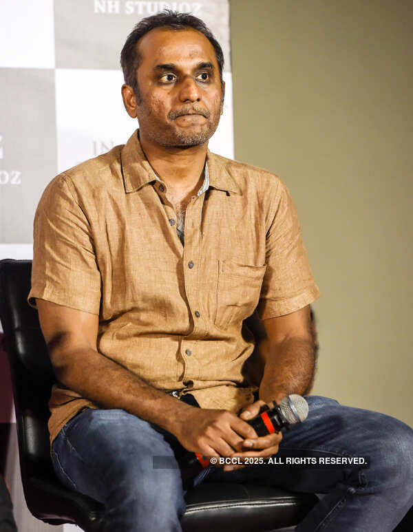 Deva Katta Photos