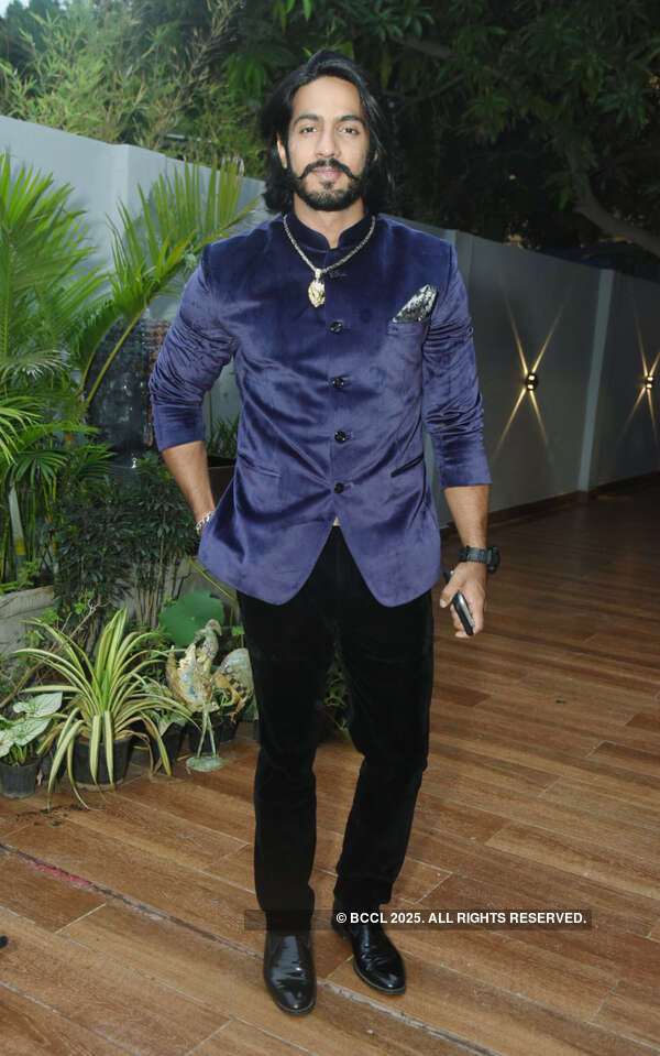 Thakur Anoop Singh Wallpapers