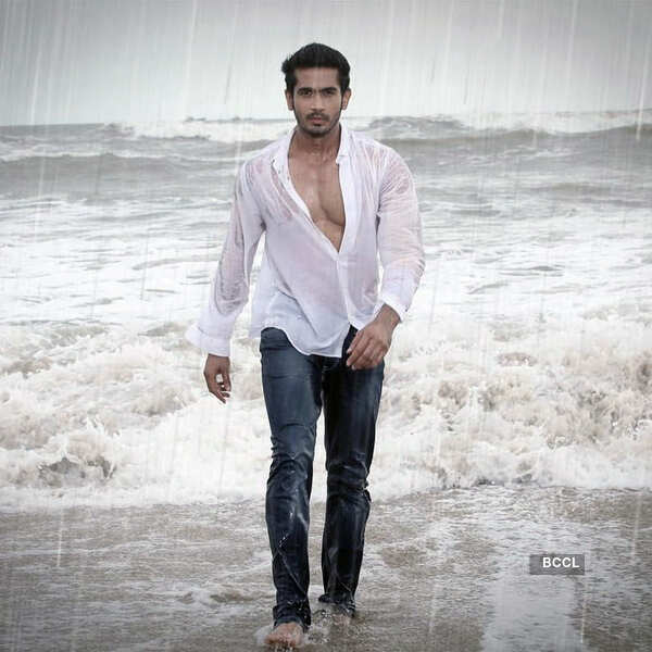 Malhar Pandya Photos