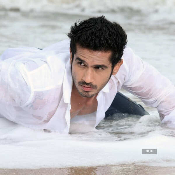 Malhar Pandya Pictures