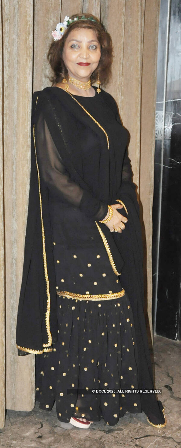 Chandani Singh Images