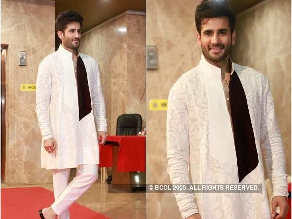 Karan Tacker Photos