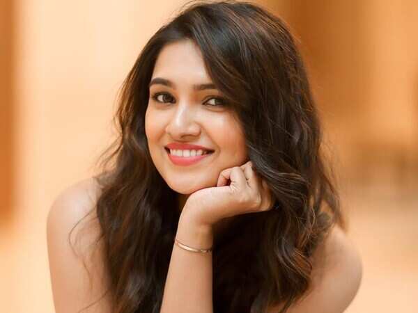Vani Bhojan Stills