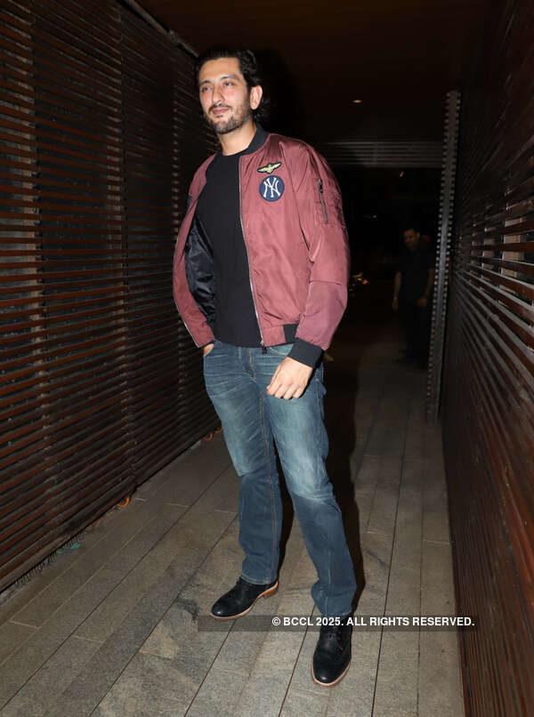 Shaad Randhawa Images