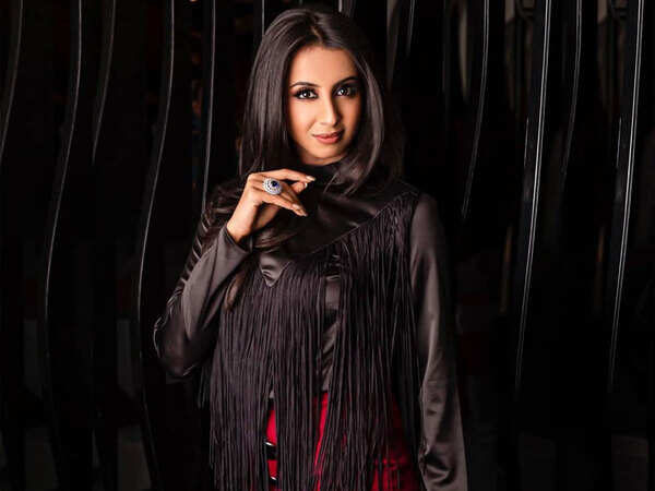 Sanjjanaa Galrani Wallpapers