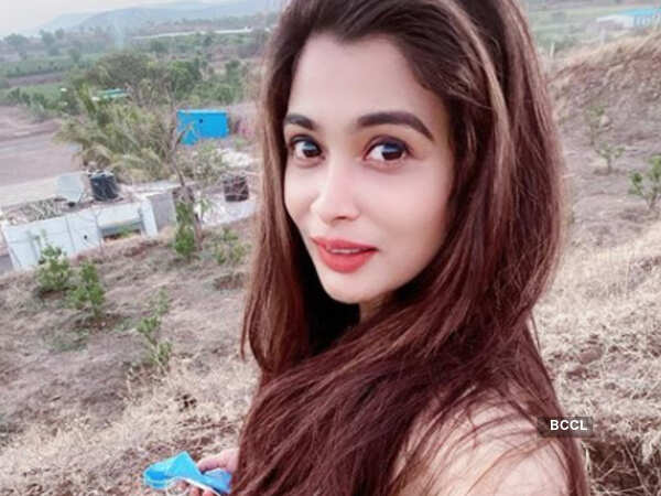 Ruchira Jadhav Images