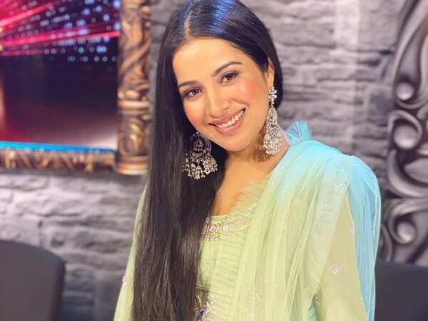 Sara Gurpal Photos